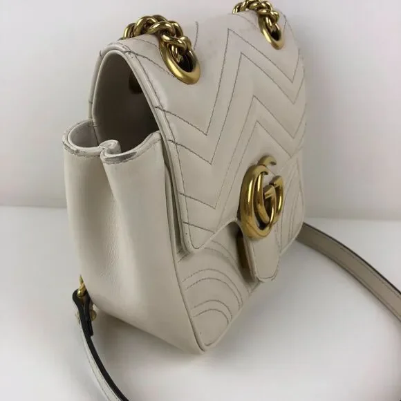Gucci Women Pre-Loved Bag Very Good Condition - Picture 2 of 9
